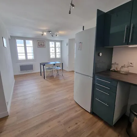 Daire Beau 4 Pieces Au Coeur De Paris